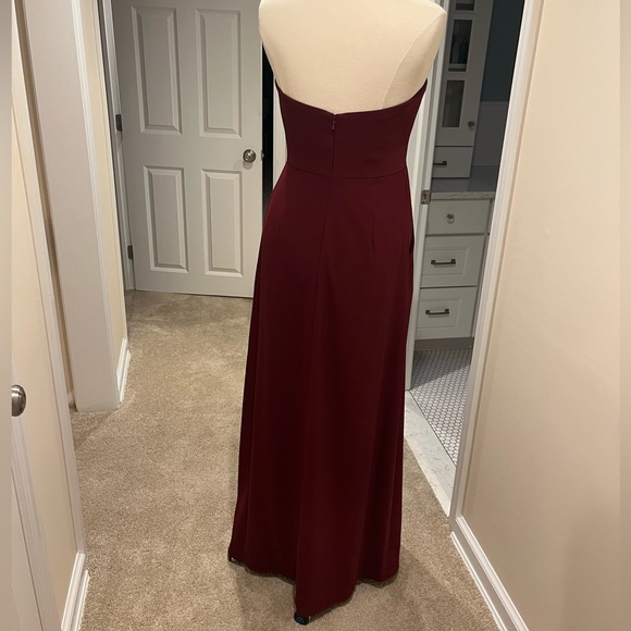 NWT Dessy Collection Crepe Dress Size 10 - Picture 5 of 8